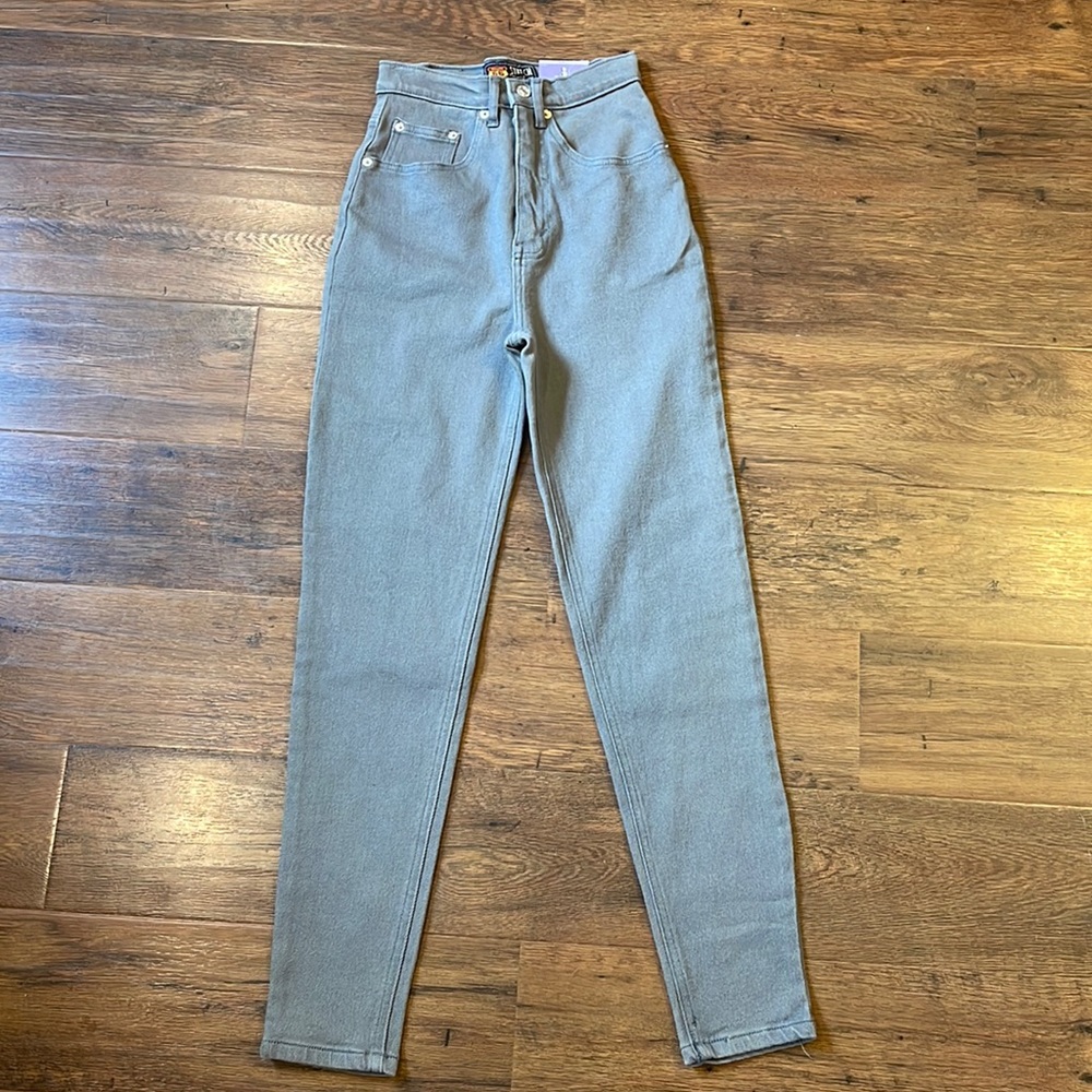 NWT Route 66 Womens Stetch Fit High‎ Waisted Jeans sz 3/4